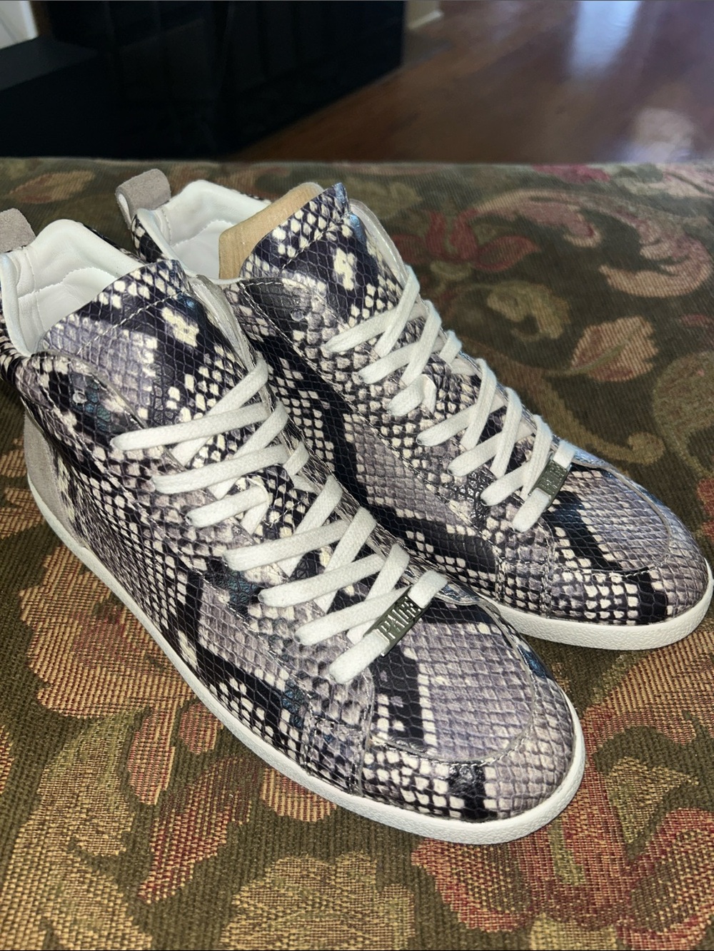 NWOB PAIGE Annie Snake-Embossed Leather Mid-Top Sneaker